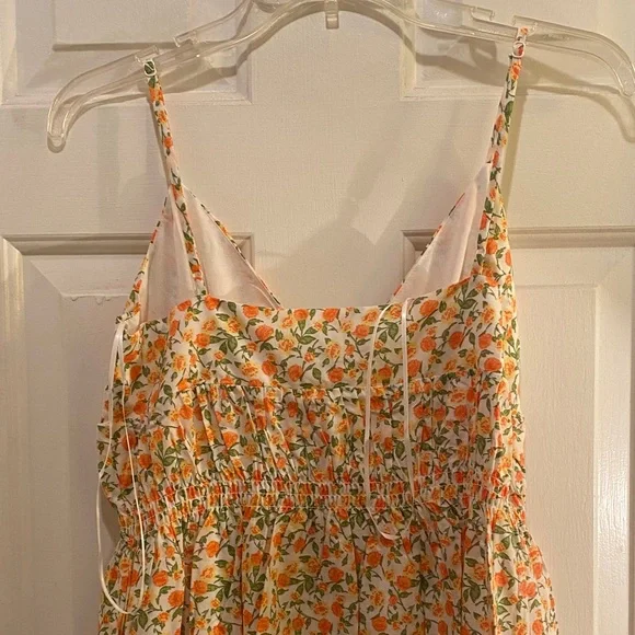 Wayf Floral A-Line Skirt in Yellow and Green - Picture 5 of 10